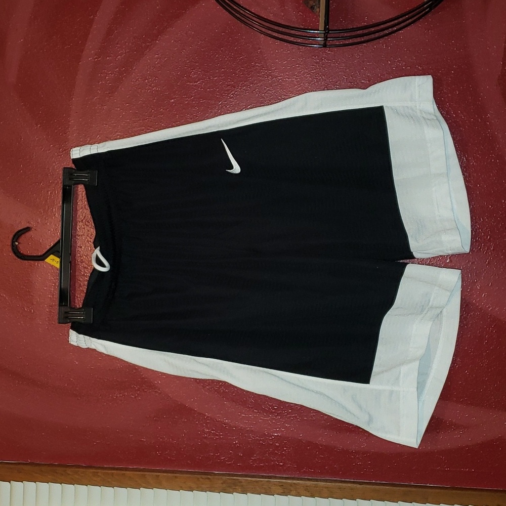 Nike Men's Drawstring Shorts